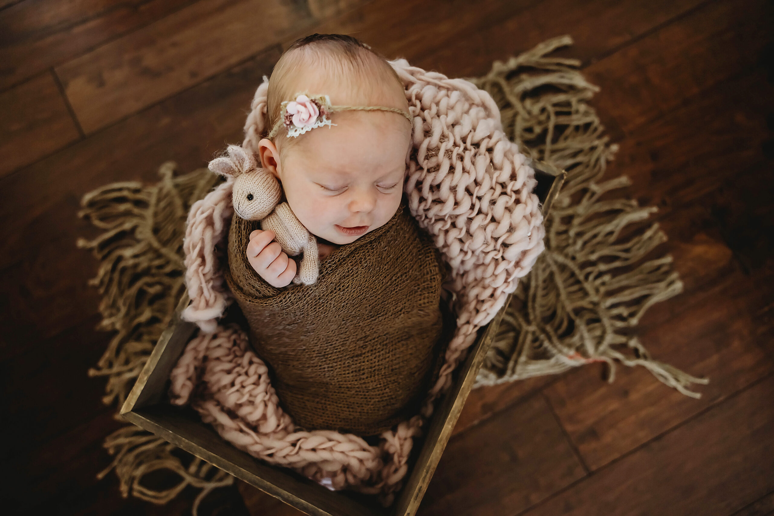 Amilee NEW BABY Session (6)